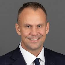 Twenty-eight Kirkland Attorneys Recognized as Leaders in Global Real Estate  by Lawdragon