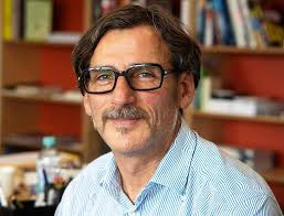 Verleger und News-Herausgeber Sven Thomas feierte sein 25-Jähriges im  Verlag J.C.C. Bruns