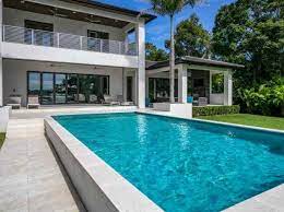 Floaters are popular with above ground pools, but are not necessarily the best way to add chlorine. How To Take Care Of Above Ground Swimming Pools The Pool Masters