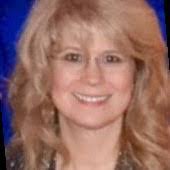 Suzy Stephens's Instagram, Twitter & Facebook