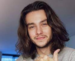 15 facts about the ginny & georgia actor you need to know. Felix Mallard 15 Facts About The Ginny Georgia Actor You Need To Know Popbuzz