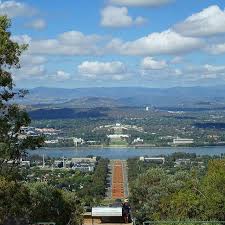 The Mount Ainslie Lookout Canberra Australia Honeymoon Australia Tours Travel Agency