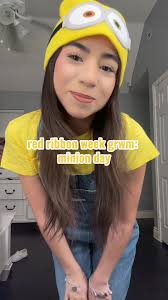 How to Dress for A Minions Football Game