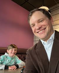 Erik Cox (@erikbcox) • Instagram photos and videos