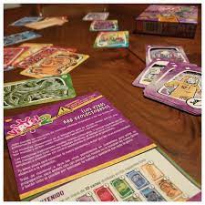 Con la expansion virus 2 evolution (que incorpora 35 cartas extras), introducimos 2 nuevos modos de juego, modo epidemia y modo duelo y también trae nuevos medicamentos, con lo que. La Madre Del Pollo Los Virus Quieren Ganar La Partida Virus 2 Evolution
