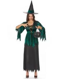 17 ottobre 2020 di diversamentecrochet. 23 Idees De Halloween Streghe E Stregoni Deguisement Sorciere Deguisement Costume Sorciere