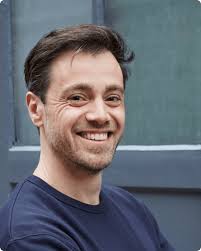 About Awayk: founders of personalized psychedelic retreats