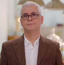 El Genial y recordado Manny Oquendo y su Conjunto Libre. Elena, Elena. Aquí  hay varios talentos qué destacar, ¿los logras identificar?  #estampasdelasalsa #libre #conjuntolibre #mannyoquendo #bomba #puertorico