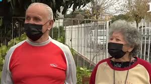 Latest on palmeiras defender matias vina including news, stats, videos, highlights and more on espn. Triste Abuelito De 81 Anos Trabaja De Conserje Para Cuidar A Su Esposa