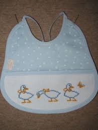 24 bonito, criativo, livre ponto cruz bebê mamãe avental padrão desenhos. Ponto Cruz Bebe Babetes Ponto Cruz Andreia