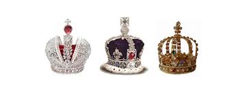 It had another makeover before the 1953 coronation, including lowering the arches to make it more feminine for elizabeth ii. The Royal Crown Jewels Cape Town Diamond Museum