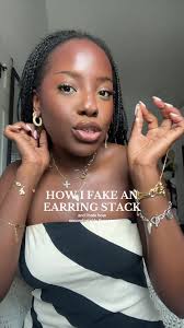 i’m about to go crazy now that i’ve learned how to do this 😩🙏 #jewelry  #earringstack #jewelryhack #jewelryinspo
