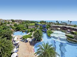 ⭐ 2021 yılı açılışa özel fiyatlar ⭐ %25'i şimdi, kalanı otelde ödeme imkanı özenle tasarlanmış lüks odalar 2 adet açık yüzme. Hotel Limak Arcadia Sport Resort In Belek Bei Alltours Buchen