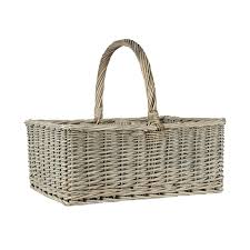 The tasty breakfast is delivered in a picnic basket in the room. Ib Laursen Picknickkorb Mit 5 Fachern Und Henkel Online Kaufen Emil Paula