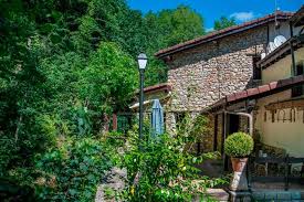 Magnífica y amplia casa rural con jardín con capacidad hasta 12 personas a 3 minutos de jaca. 10 Casas Rurales Para Ir Con Ninos A Asturias Pequeocio Casas Rurales Casas Rurales Asturias Rurales