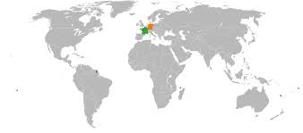 Map showing the geographical location of france & germany along with their capitals, international boundary, major cities and point the international boundary clearly demarcates the two nations of france and germany. File France Germany Locator World Svg Wikimedia Commons