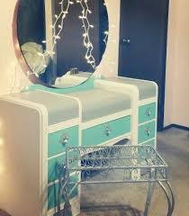 Beginners First Refinished Vintage Waterfall Vanity Custom Makeup Vanity Makeover Repainted After Repaired Bea With Images Vanity Makeover Painted Vanity Redo Furniture