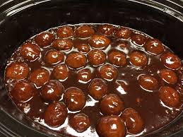 Best Meatball Recipe Ever 1 Jar Grape Jelly 1 Bottle Sweet Baby Rays Barbecue Sauce 1 2 Packet Chili Powder Pineapple Juice To Tas Snack Recipes Recipes Food