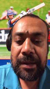 Need to get @markhoward03 watching the @southpawproject 👀 Great to see  @glennphillips236 with the huge ambidextrous knock for @otagocricket 💥 Is  ambidextrous cricket the future?