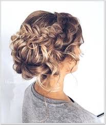After washing your hair, separate the top hair and put it in a half ponytail. 110 Beautiful Short Hair Updos For Everyday Wear And Special Occasions Curly Hair Styles Naturally Medium Length Hair Styles Long Hair Styles