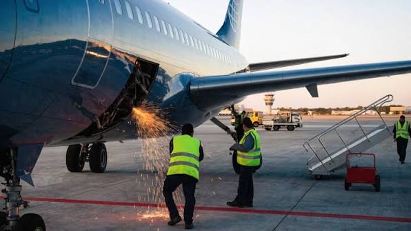 United Airlines Flight UA770 Emergency Diversion