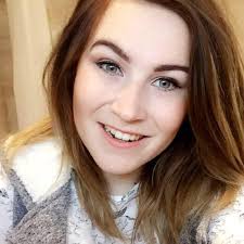 Molly Watt's Instagram, Twitter & Facebook