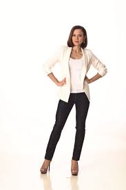 Listen to know if the 'rakyat' is with them on this! A Chat With One Of Malaysia S Popular Tv Host And Radio Dj Aishah Sinclair Expatgo