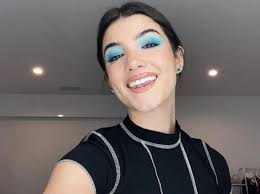 Você Conhece Mesmo A Charli Damelio?