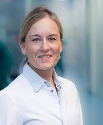 Stephanie Geis's Instagram, Twitter & Facebook