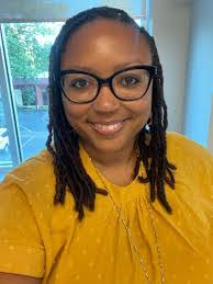 Robert Bufford's Instagram, Twitter & Facebook