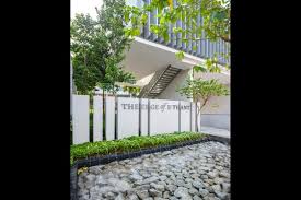 The royal selangor golf club is across jalan tun razak , as well as rhb bank 's national headquarters and zouk kl. Bungalow For Sale In The Edge Of U Thant Ampang Hilir By Cyrus K Propsocial