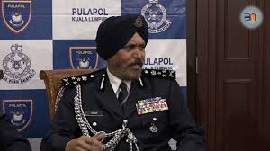 Ishar singh dreamt about becoming a soldier and got a chance to fulfill his dream by joining the punjab frontier force at the age of 18 years. Bernama Tv Datuk Seri Amar Singh Bersara Hari Ini Facebook