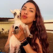 Vale Moreno (@valeria.moreno.52) • Facebook