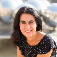 A LEADERSHIP IN THE WORLD RESTAURANT INDUSTRY: THE ITALIAN CHEFS OUTSIDE  ITALY