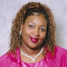 Valerie Foster (@Vallaviesexy)