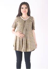 Pemilihan baju yang tepat sangat membantu saya untuk tetap merasa percaya diri dan nyaman beraktifitas seperti biasa. Tips Gampang Memilih Baju Hamil Lucu Agar Anda Tetap Menarik Dan 10 Rekomendasi Untuk Anda 2018
