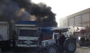 Balikesir Bandirma Da Oto Hurda Deposunda Korkutan Yangin T C Korfez Haber 10 Monster Trucks Yangin Korku