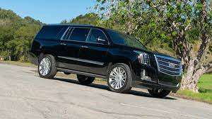 Edmunds also has cadillac escalade suv pricing, mpg, specs, pictures, safety features, consumer reviews and more. 2019 Cadillac Escalade Platinum Review Large Luxurious And Long In The Tooth Roadshow