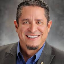 Korey Moore (@koreymoorehomes) • Fotky a videa na Instagramu