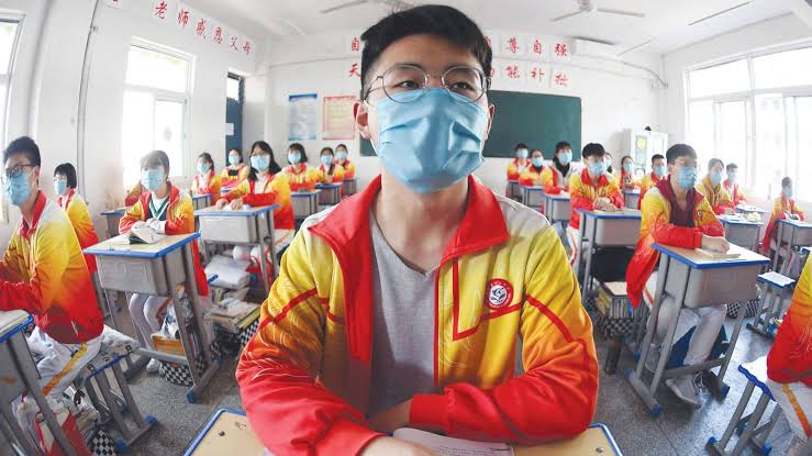 China: Sword over coaching institutions - EducationWorld