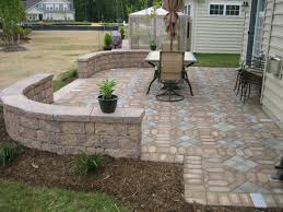 This is a great backyard landscaping idea on a budget, as you get to choose how expensive this project will be. Patios Project Ideas