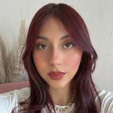 Alexandra Guadalupe's Instagram, Twitter & Facebook