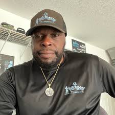 toosii ON WHY HE CHOSE TO LEAVE SYRACUSE NY “COMING FROM UPSTATE IT AIN'T  NO LOVE”