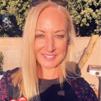 Tina Esparza's Instagram, Twitter & Facebook