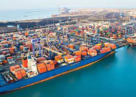 The current year dividend for adani ports &special is rs 3.2 and the yield is 0.5961 %. Adani Ports Share Price Fall On Q4 Earnings Miss Analysts Stay Bullish