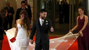 Messi's wife celebrated his first child while messi was playing for argentina. Argentina Hosts Lionel Messi S Wedding Of The Century Bbc News