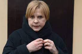 Также она подчеркнула, что прививалась от коронавируса. Doch Tatyany Dogilevoj Rasskazala O Svoej Borbe S Anoreksiej Rossijskaya Gazeta