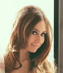 Victoria Elias's Instagram, Twitter & Facebook