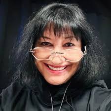 Shirley Rubin's Instagram, Twitter & Facebook