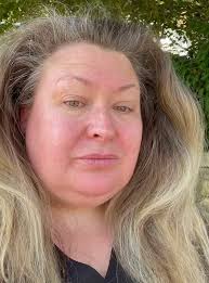 Tearful meteorologist's emotional plea to fans as it is revealed she's been  laid off 😳 A popular television meteorologist has gone viral for posting a  video about being made redundant. Kelly Bates,